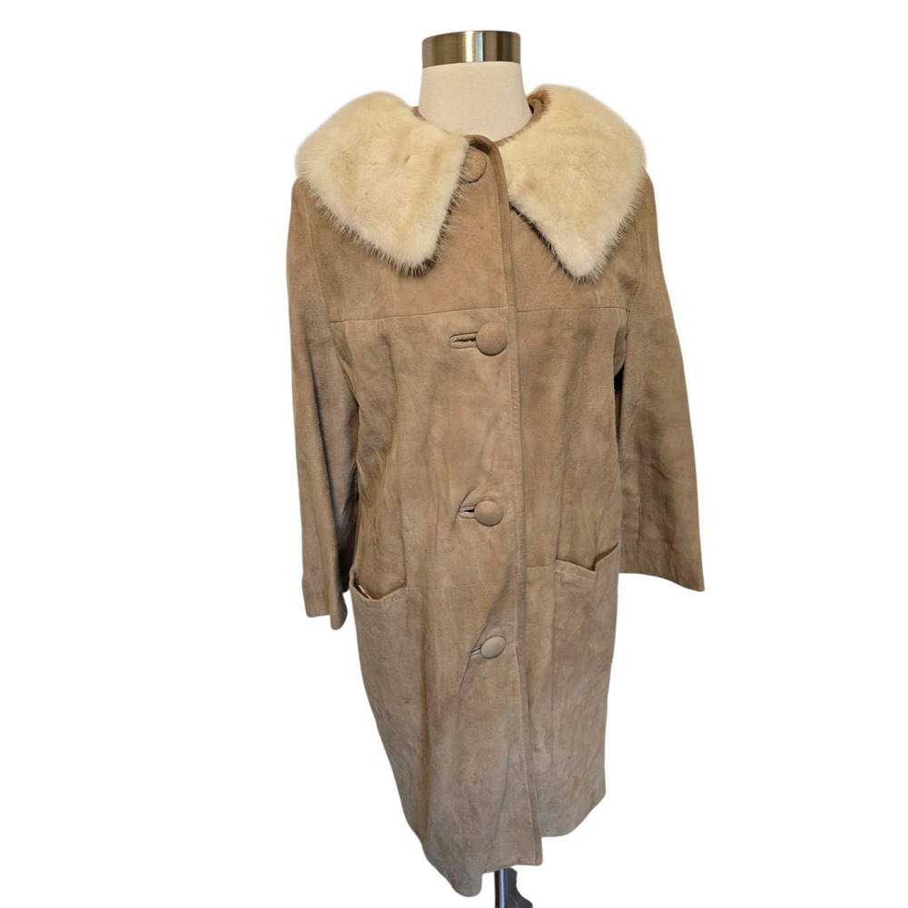 Vintage 70s Womens Suede Leather Trench Coat Beige with White Fur Collar